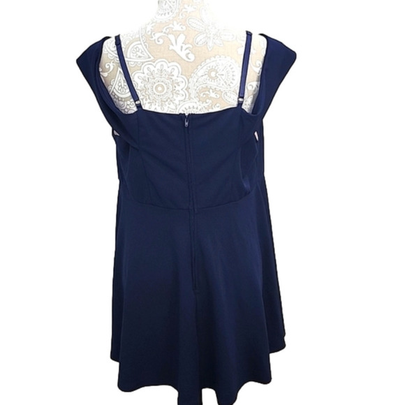 City Studio Navy cold shoulder cocktail dress, size 14W - Picture 2 of 7